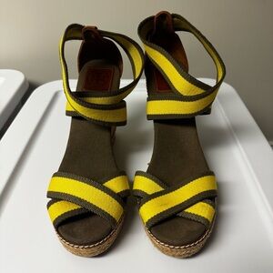 Tory Burch Frieda Espadrille Wedge Yellow and Green Cloth Strap Sandals Size 11